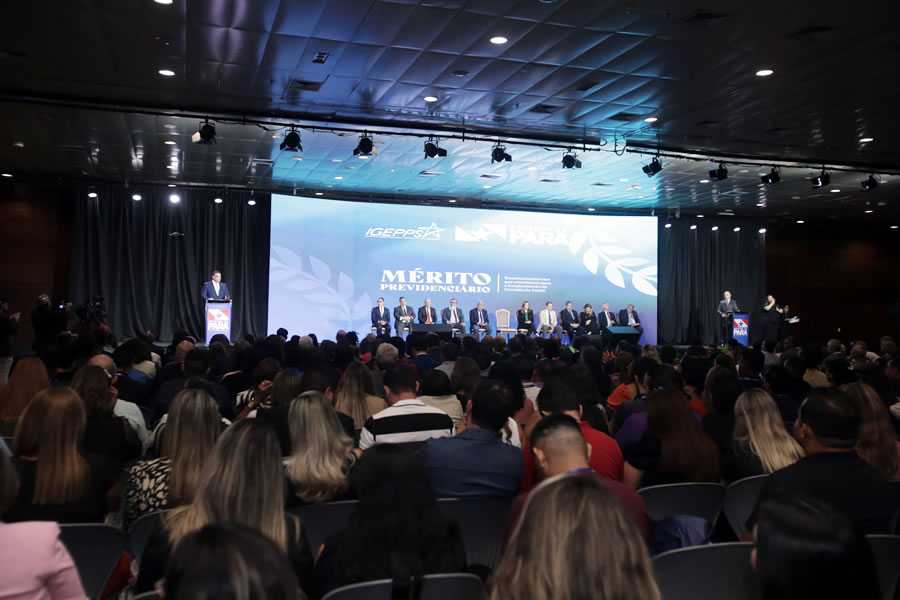IGEPPS concede honraria e lança projeto ambiental durante congresso